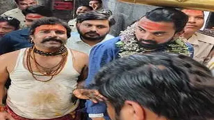 महाकाल की शरण में टीम इंडिया, इंदौर वनडे से पहले गौतम गंभीर और केएल राहुल ने लिए दर्शन