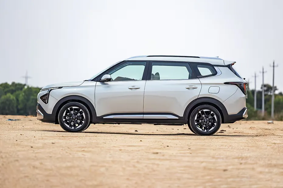 किआ ने लॉन्च की नई Kia Carens Clavis HTE(EX) वेरिएंट जानिए कीमत और फीचर्स की पूरी जानकारी