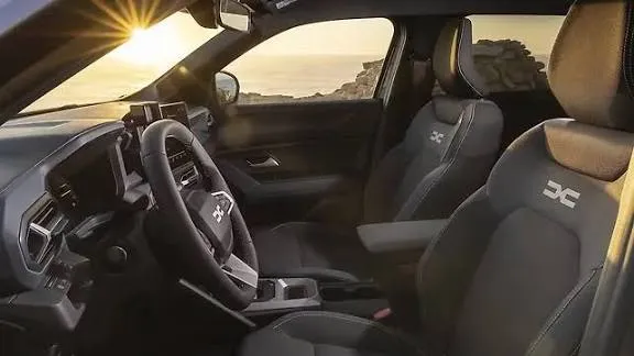 Kiger नहीं अब Mini Duster बनेगी Renault की ताकत, 2027 में आएगी नई कॉम्पैक्ट SUV