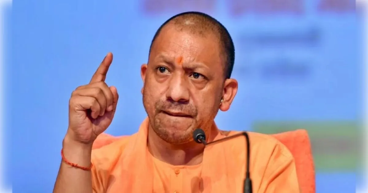 योगी का 'डेडलाइन' अल्टीमेटम: फरवरी 2026 तक हर हाल में पूरा हो गंगा एक्सप्रेस-वे, लापरवाही पर अधिकारियों की खैर नहीं