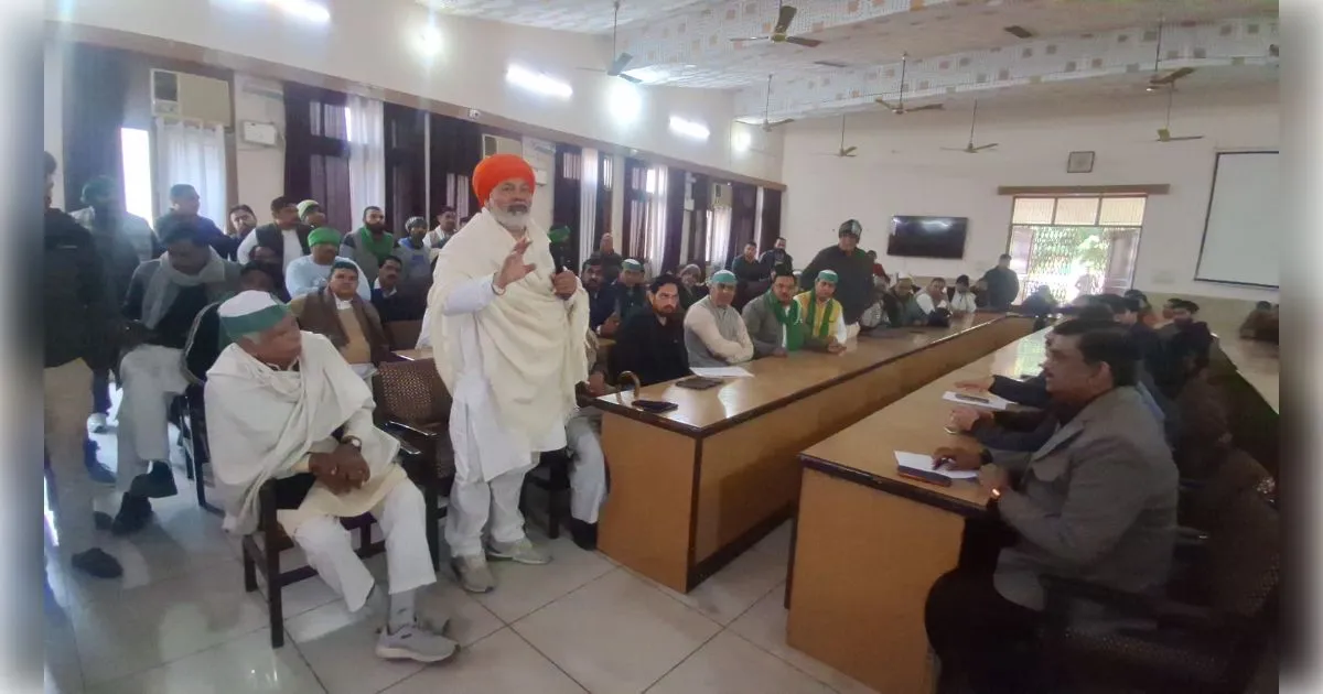 मुजफ्फरनगर: प्रदूषण की जंग पर उद्योगों और किसानों में बनी सहमति, राकेश टिकैत बोले- 'जमीन पर दिखनी चाहिए कार्रवाई'