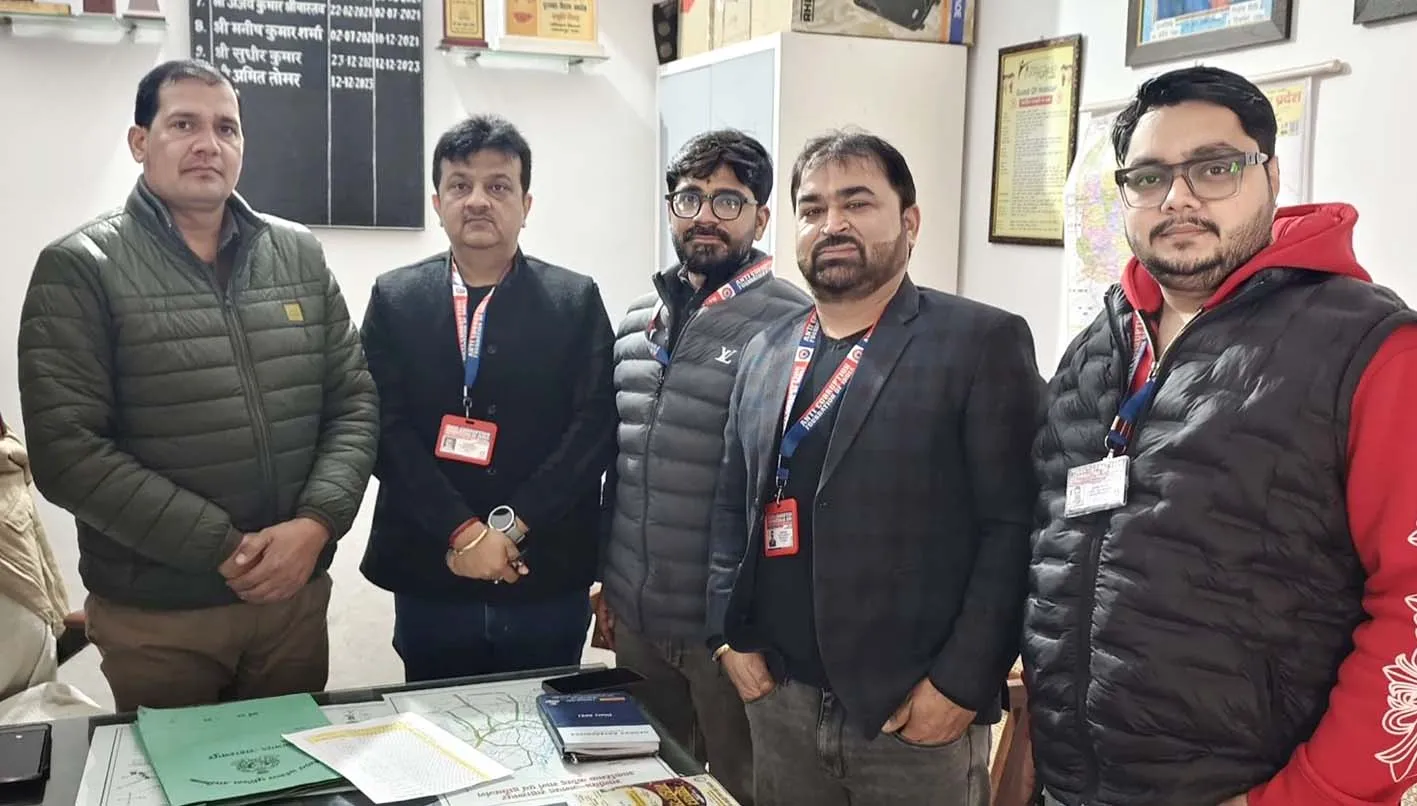 सहारनपुर: एंटी करप्शन फाउंडेशन ने ट्रैफिक इंचार्ज अमित तोमर से की मुलाकात, जनता की समस्याओं पर चर्चा