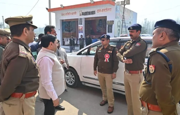 सहारनपुर में महाशिवरात्रि से पहले एसएसपी ने बरसी तीतरों के प्राचीन शिव मंदिर का किया निरीक्षण