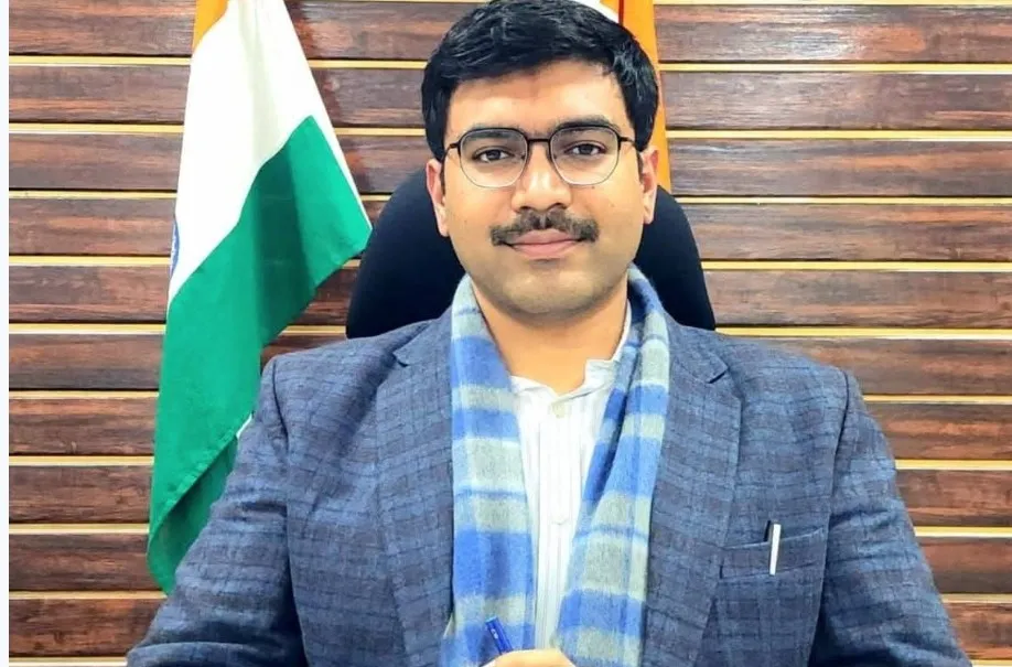 शासन ने होली पर्व को सौहार्द्र और शांतिपूर्वक मनाने को सभी तैयारियां पूरी की :- डीएम मनीष बंसल