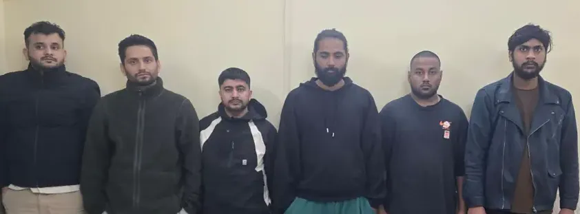 नोएडा: एनसीआर स्कूलों को धमकी देने वाले साइबर बेटिंग गिरोह के 6 गिरफ्तार