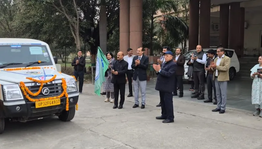 नोएडा में जिला विधिक सेवा प्राधिकरण का जनजागरूकता अभियान