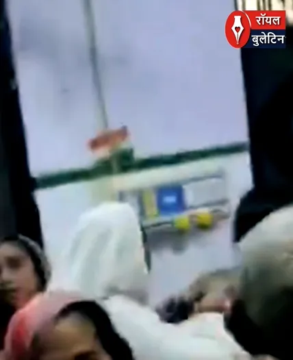 संभल जिला अस्पताल में दो पक्षों के बीच जमकर मारपीट, वीडियो वायरल
