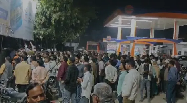 कासगंज में रूह कंपा देने वाली वारदात: एक ही परिवार के पांच सदस्यों की मौत, कमरे में बिछ गई लाशें