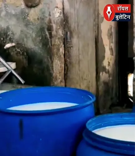 सहारनपुर में दूध फैक्ट्री का गंदा खेल उजागर! टॉयलेट के पास रखा 2000 लीटर दूध