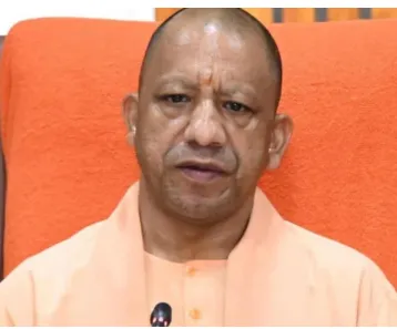 यूपी के कर्मचारियों और पेंशनर्स की होली हुई खुशहाल, 28 फरवरी को ही मिल जाएगी सैलरी और पेंशन