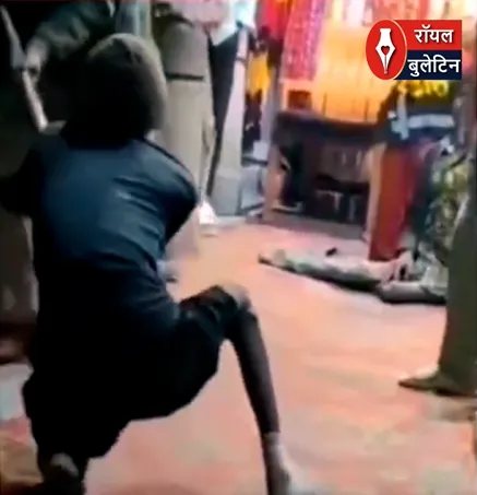 दरोगा लाठी चलाए, दिव्यांग इज्जत बचाए! विंध्याचल धाम में वर्दी की बर्बरता का वीडियो वायरल