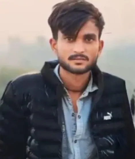 पूर्व जिला पंचायत सदस्य के बेटे की दिनदहाड़े गोली मारकर हत्या