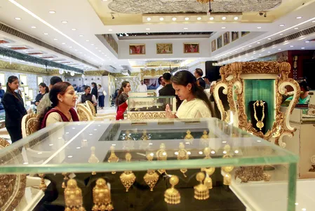 जनवरी में गोल्ड और सिल्वर ईटीएफ में हुआ रिकॉर्ड निवेश, एयूएम 3 लाख करोड़ रुपए के पार: डेटा