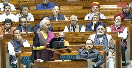 अर्थव्यवस्था को रफ्तार और सशक्त होंगे गरीब, वित्त मंत्री निर्मला सीतारमण ने गिनाए 3 कर्तव्य 