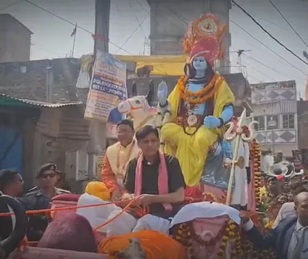 हाजीपुर : शिव बारात में गाड़ीवान बने नित्यानंद राय, 30 सालों से निभा रहे परंपरा