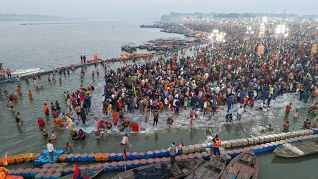 महाशिवरात्रि 2026: प्रयागराज में माघ मेले का अंतिम स्नान और समापन; गोरखपुर में सीएम योगी ने किया रुद्राभिषेक