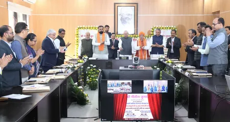 बिहार : 'मुख्यमंत्री रोजगार योजना' में सीएम नीतीश ने 25 लाख महिलाओं के खाते में भेजे 10 हजार रुपये