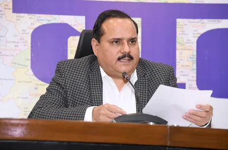 यूपी में फर्जी वोटों पर सर्जिकल स्ट्राइक: SIR प्रक्रिया के तहत 3.23 करोड़ नोटिस, 27 फरवरी तक होगी सुनवाई