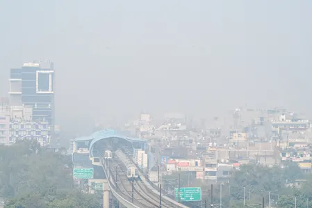 तेज हवाओं और बूंदाबांदी से एनसीआर की हवा में सुधार, कई इलाके ऑरेंज से येलो जोन में पहुंचे