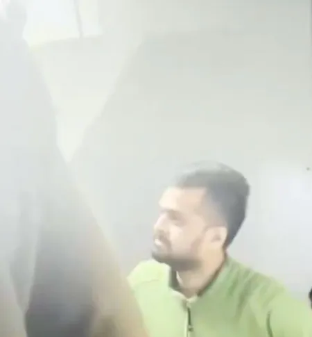 लड़कियों से नस्लीय दुर्व्यवहार का मामला: दिल्ली पुलिस ने मालवीय नगर में आरोपी दंपति को किया गिरफ्तार