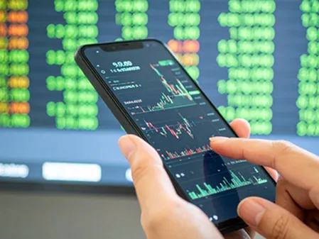 साप्ताहिक कारोबार में सेंसेक्स और निफ्टी करीब 1.5 प्रतिशत गिरे, वैश्विक तनाव से निवेशकों में बढ़ी सतर्कता