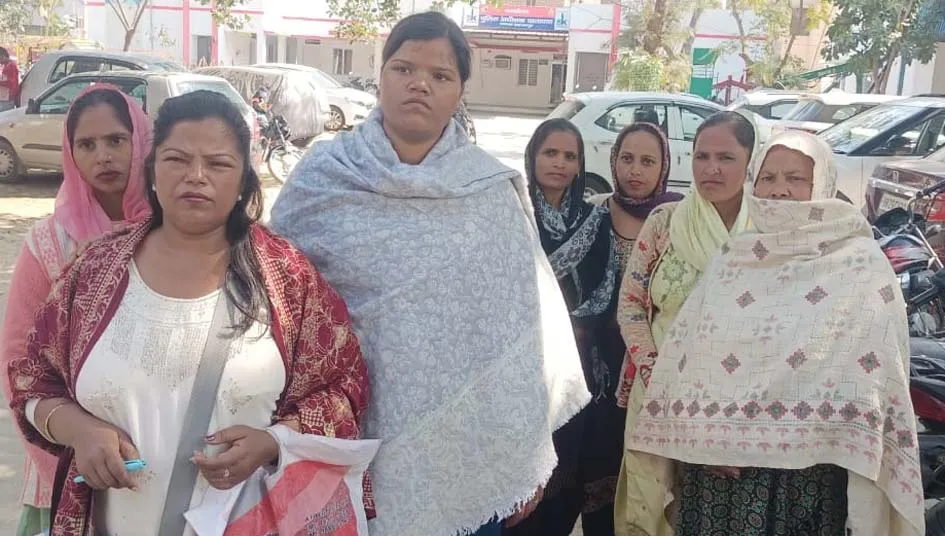 सहारनपुर में महिला ने लगाया छेड़छाड़, मारपीट और मकान कब्जा करने का गंभीर आरोप