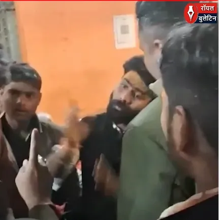अलीगढ़ में मंदिर परिसर में दुकान को लेकर बवाल! करणी सेना और पुलिस आमने-सामने