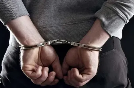 शामलीः कांधला में युवक से मारपीट पर सभासद का चालान, पुलिस ने की कार्रवाई