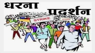 रामपुरी में बिजली विभाग की लापरवाही का बड़ा खतरा: जर्जर खंभों के बीच सड़क निर्माण की तैयारी, मोहल्लेवासियों ने दी आंदोलन की चेतावनी