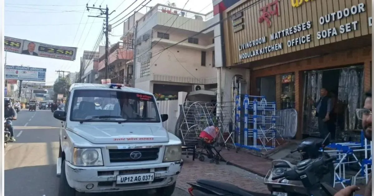 मुज़फ्फरनगर में प्रकाश चौक स्थित रूप फर्नीचर शोरूम पर जीएसटी विभाग का छापा; ₹2.50 लाख का जुर्माना