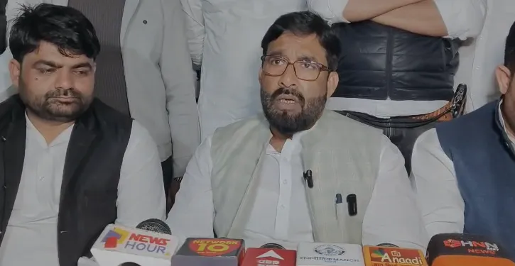 सहारनपुर में AIMIM प्रदेश अध्यक्ष शौकत अली का हमला, बोले- 'संविधान बच्चे पैदा करने से नहीं रोकता'