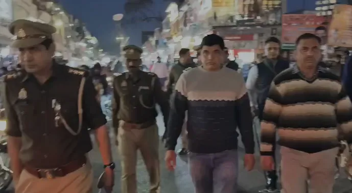 मुजफ्फरनगर: शिव चौक से भगत सिंह रोड तक पुलिस का 'सुरक्षा चक्र', डॉग स्क्वॉड और एलआईयू ने खंगाला बाजार