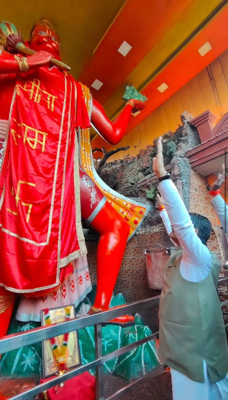 25a1ec61-7bdb-42c6-bdf5-99fb64fdc6d0