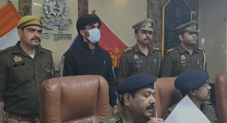 मेरठ में सोशल मीडिया अकाउंट बेचने के नाम पर ठगी करने वाला शातिर गिरफ्तार, इंस्टाग्राम और यूट्यूब के जरिए बिछाता था जाल