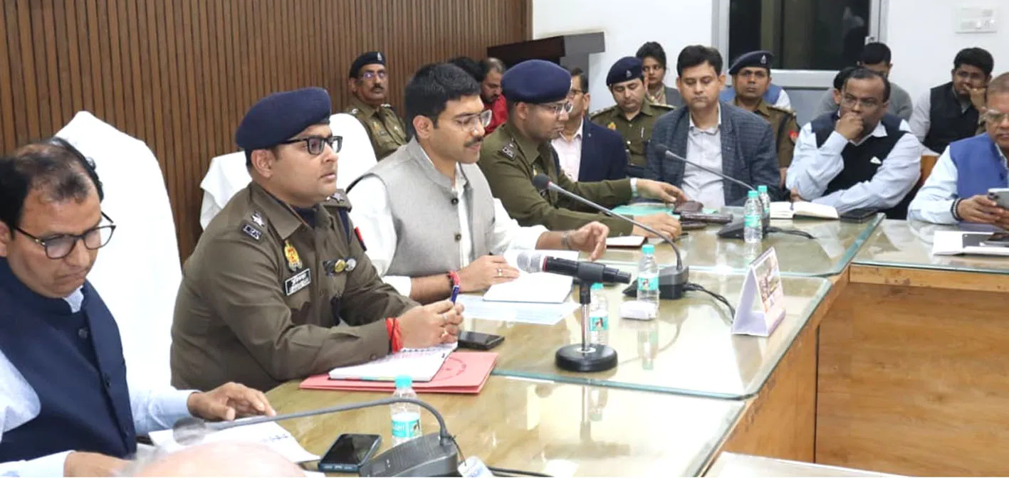 परम्पराओं के साथ त्यौहारों को मनाते हुए गंगा-जमुनी संस्कृति को करें साकार: मनीष