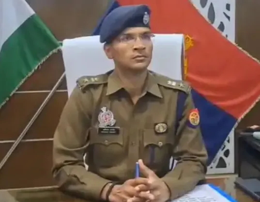 मेरठ पुलिस महकमे में बड़ा प्रशासनिक फेरबदल, एसएसपी ने 21 पुलिसकर्मियों के कार्यक्षेत्र बदले