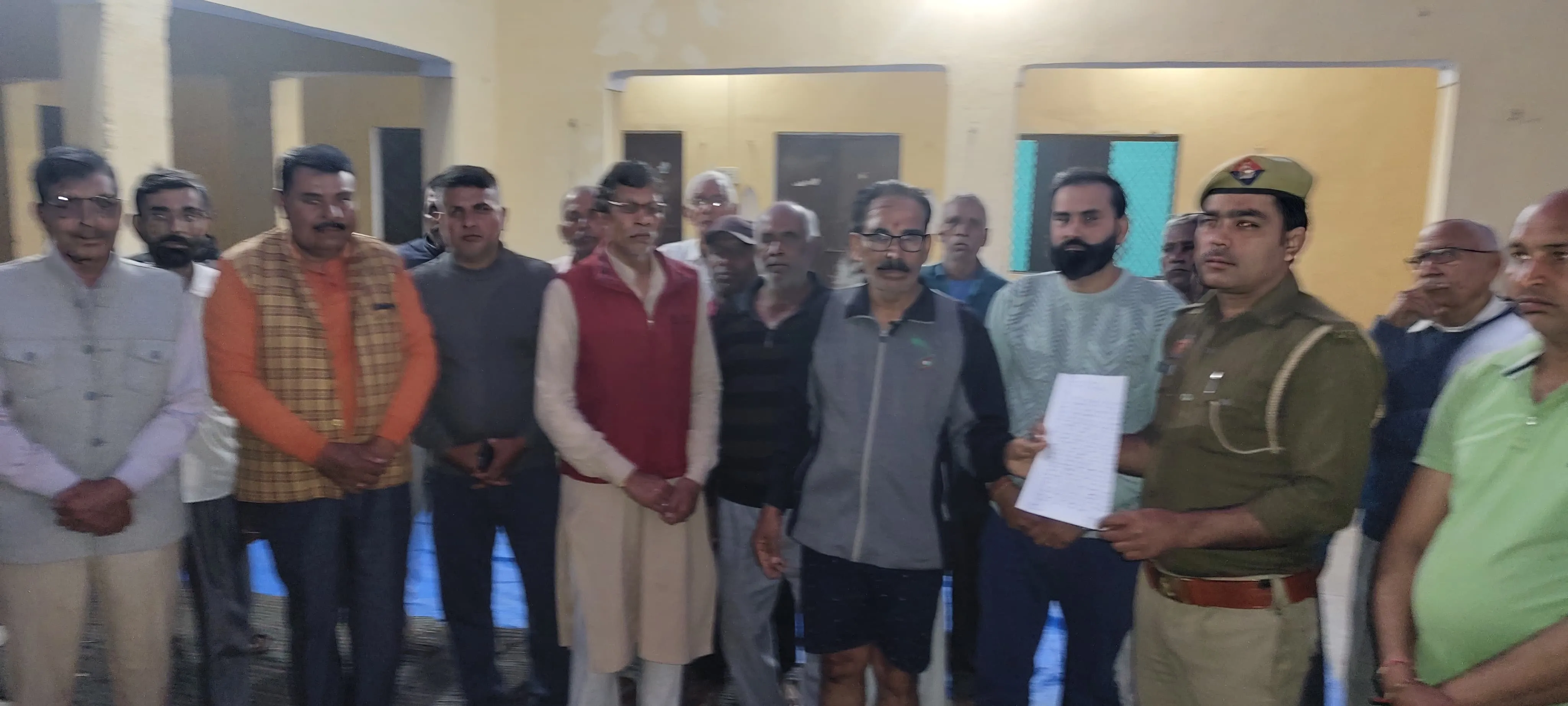 नागरिकों में आक्रोश: किन्नरों की दबंगई से परेशान लोगों ने पुलिस से माँगी सुरक्षा