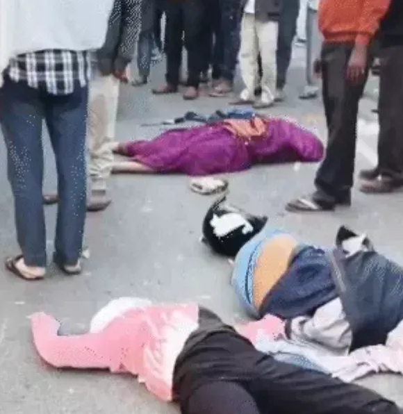 हरदोई में सीटेट की परीक्षा देने जा रही भाई- बहन समेत मौसी की मौत, डंपर ने बाइक को रौंदा