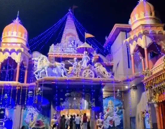 मुजफ्फरनगर में शिव मंदिर पर हमला: नंदी और कार्तिकेय की मूर्तियां तोड़ी, महंत और सेवादार को दौड़ाकर पीटा