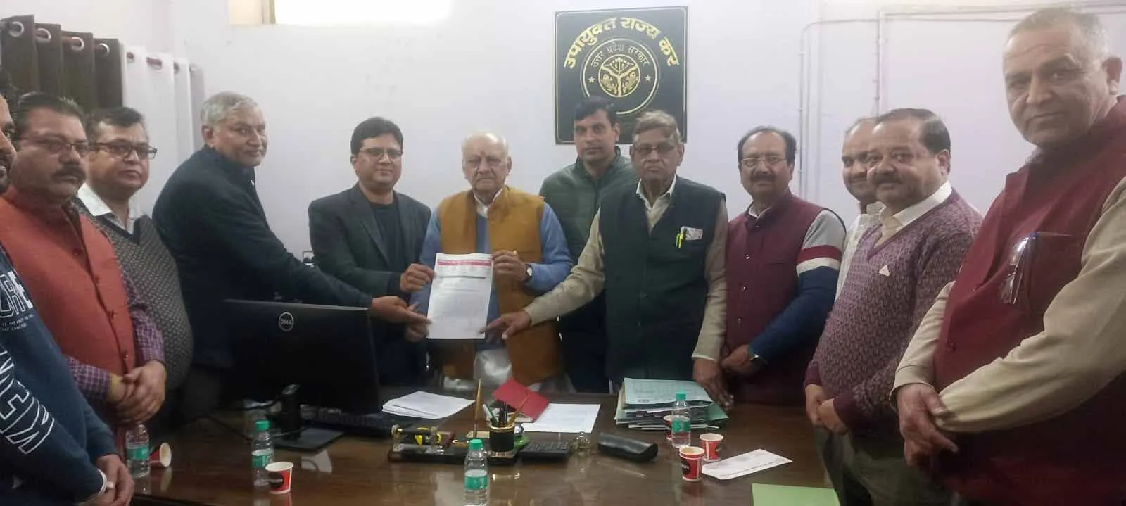 शामली में व्यापारियों ने GST सचल दल प्रणाली समाप्त करने की मांग को लेकर किया प्रदर्शन