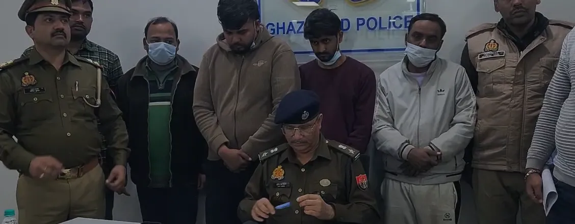 गाजियाबाद मुरादनगर में नकली दवाइयों का बड़ा रैकेट पकड़ा गया: 50,000 टैबलेट बरामद, 5 गिरफ्तार