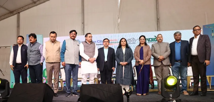 नोएडा: ‘माय क्लीन सिटी’ पहल के तहत सेक्टर-21ए स्टेडियम में स्वच्छता मेला आयोजित