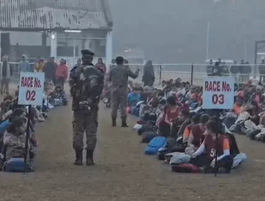 अग्निवीर भर्ती रैली: लखनऊ में दौड़ के दौरान तीन युवतियां बेहोश, लॉन्ग जंप में एक के पैर में आई मोच