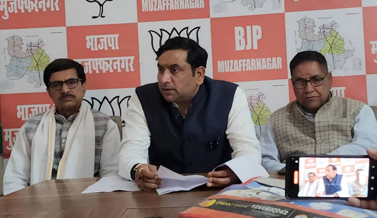 प्रभारी मंत्री डॉ. सोमेंद्र तोमर ने बजट को बताया 'ऐतिहासिक': पश्चिमी यूपी के विकास के लिए बनेगा 'गेमचेंजर'