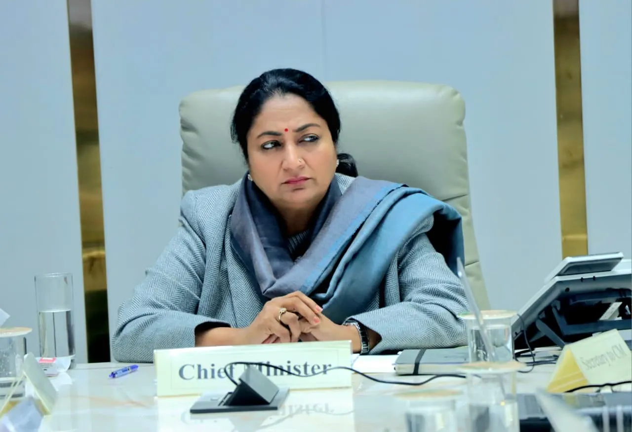 मुख्यमंत्री ने डीटीसी को 1,200 करोड़ के अनुदान को दी मंजूरी, हजारों कर्मचारियों और पेंशनभोगियों को मिली बड़ी राहत