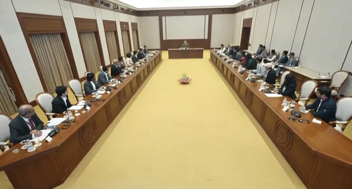 प्रधानमंत्री मोदी ने एआई और गहन तकनीक स्टार्टअप्स के सीईओ से की बातचीत, नवाचार और अनुसंधान पर दिया बल