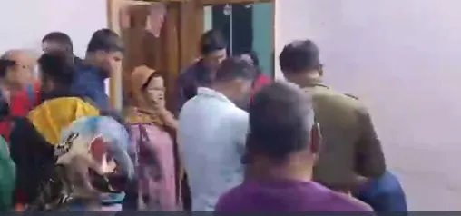 मेरठ में रिटायर यूपी पुलिस सब-इंस्पेक्टर और पत्नी की मौत, घर में मिले शव