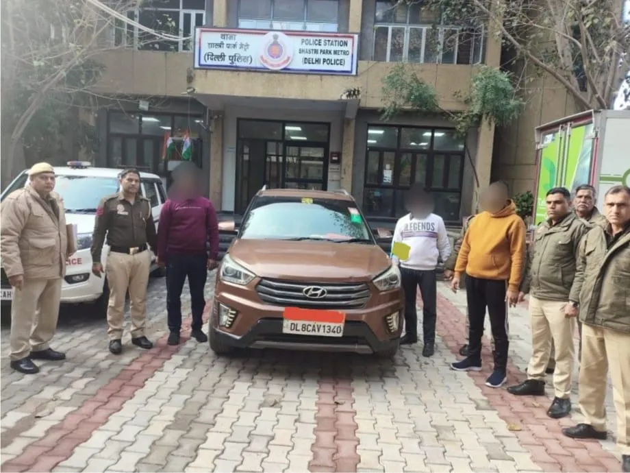 शाहदरा मेट्रो के पास फायरिंग कांड का खुलासा, चार बदमाश गिरफ्तार, पिस्टल और चोरी की कार बरामद