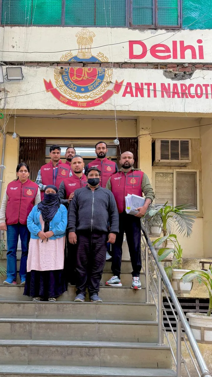  दिल्ली–एनसीआर में नशे के बड़े रैकेट का भंडाफोड़, पति–पत्नी समेत तीन गिरफ्तार