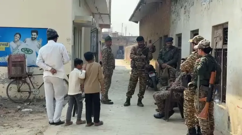 आजमगढ़ में ईडी ने ब्रिटिश मौलाना शमशुल हुदा के अस्थायी आवास पर छापा मारा